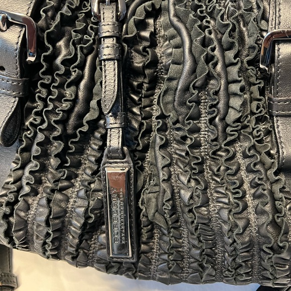 Burberry bag - Picture 2 of 14